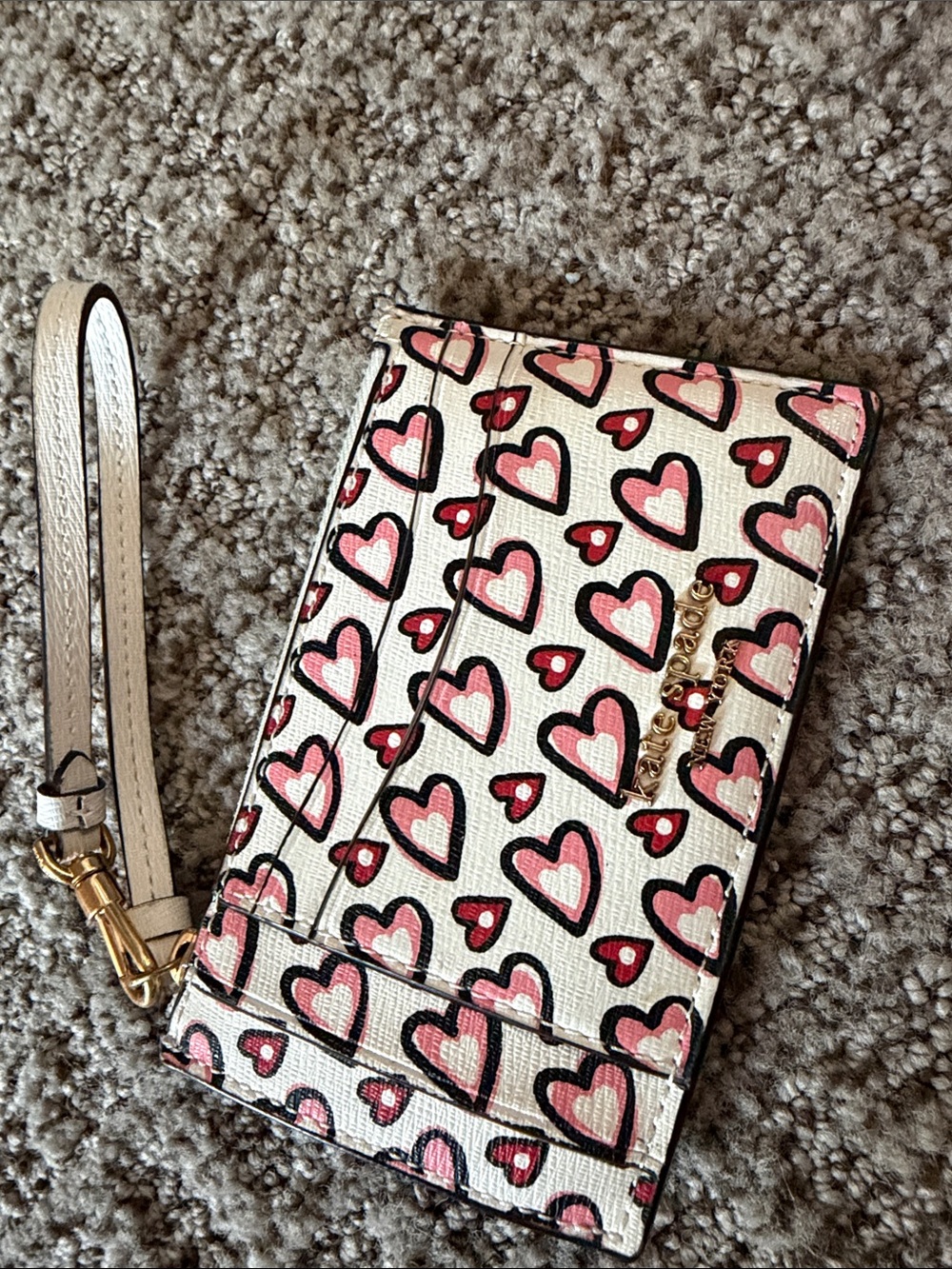 kate spade Morgan Pink Heart Print Wristlet Card Holder on Cream